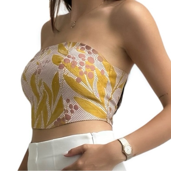 ⭐️2 for $140⭐️ Golden Crop Top - free size Corset - Picture 1 of 3